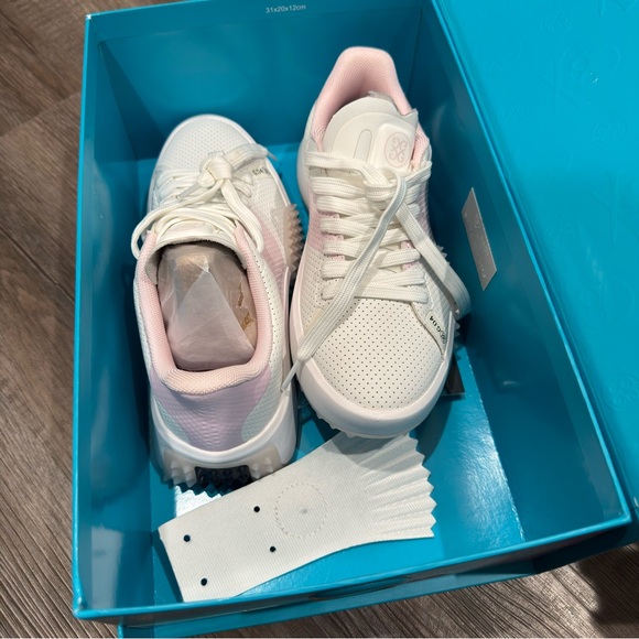 G/FORE Perforated Saddle Stripe Golf Shoe - Picture 11 of 13